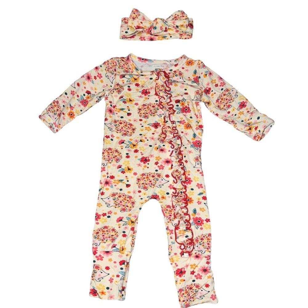 NB Charlie’s Project Bamboo Ruffle Butt Zip up Footie Sleeper Outift